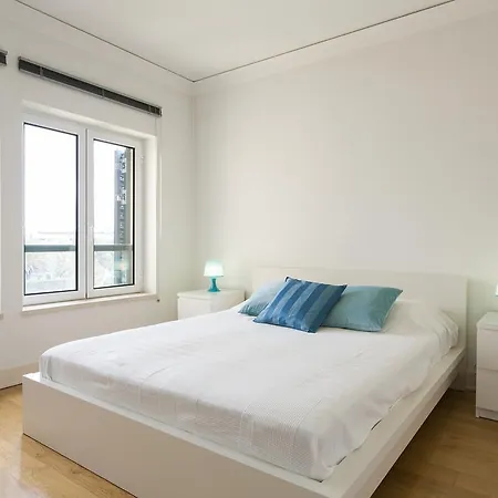 Feels Like Large Flat With Green Terrace / Pool Apartamento *