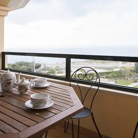 Feels Like Large Flat With Green Terrace / Pool *
